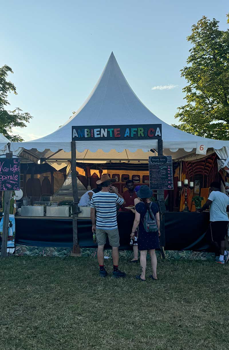 Ambiente-Africa Faszinierende Feuershow